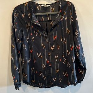 Women’s long sleeve top